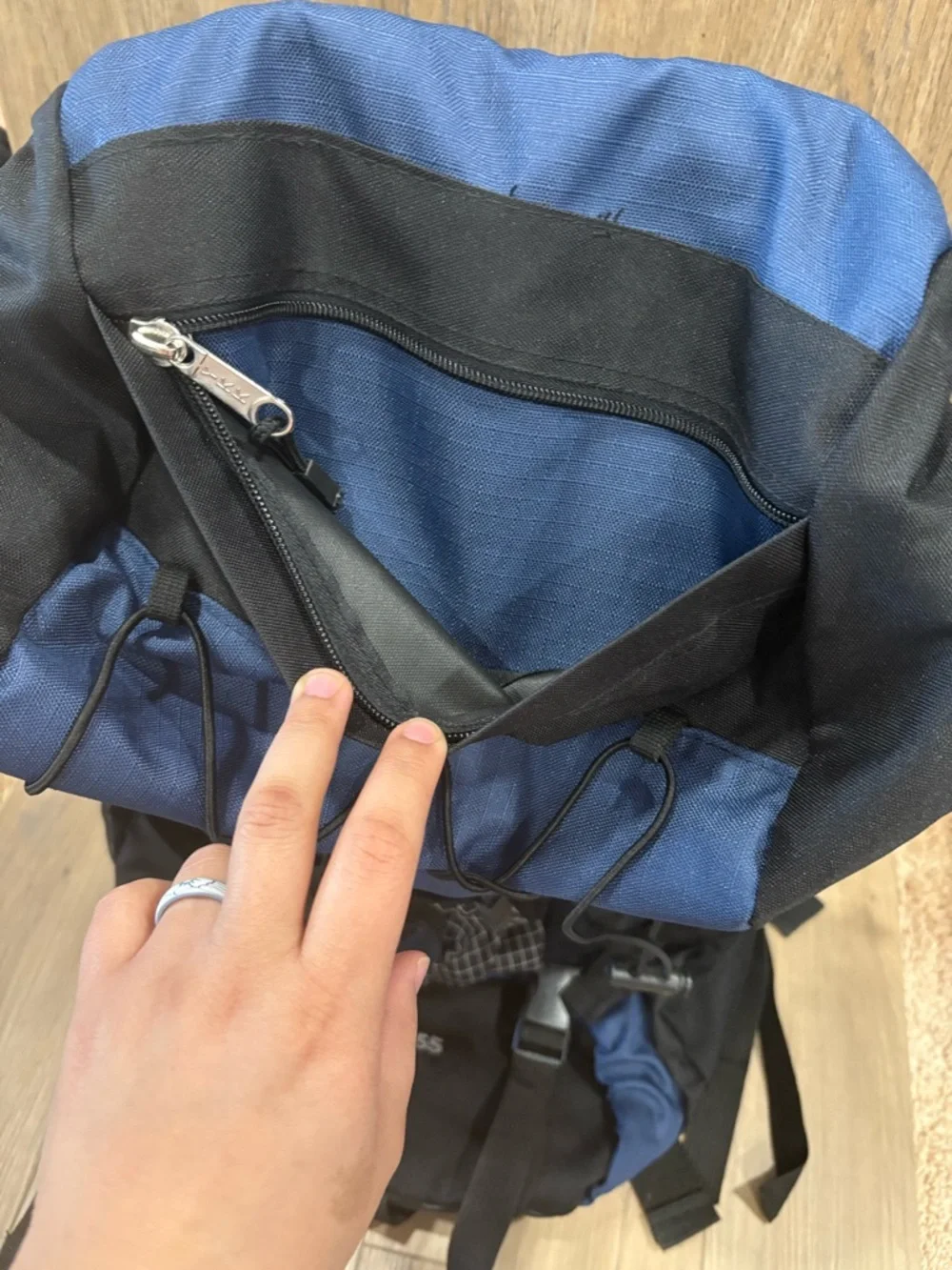 The North Face Vintage Extreme 55L Blue Black Hiking Trail Light Backpack